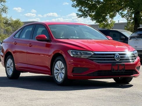 Used 2019 Volkswagen Jetta S w/ Driver Assistance Package image 8