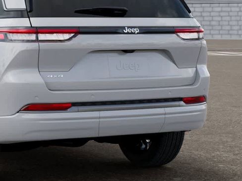 New 2026 Jeep Grand Cherokee Limited Reserve AWD/4WD image 13
