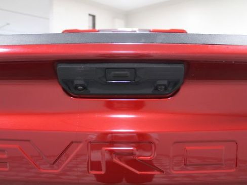 Used 2022 Chevrolet Silverado 1500 LT w/ Convenience Package II image 15