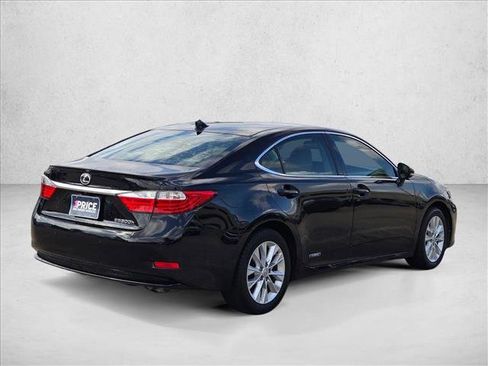 Used 2015 Lexus ES 300h image 5