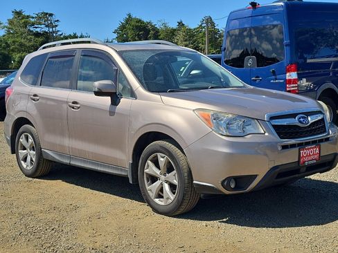 Used 2014 Subaru Forester 2.5i Touring w/ Popular Package #1 AWD/4WD image 2