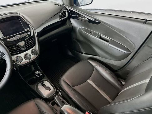 Used 2019 Chevrolet Spark ACTIV image 11