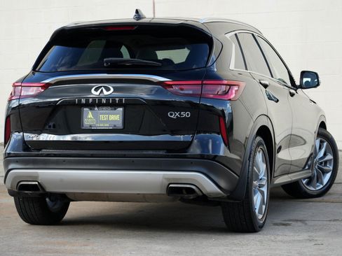 Used 2020 INFINITI QX50 Essential w/ Convenience Package AWD/4WD image 4