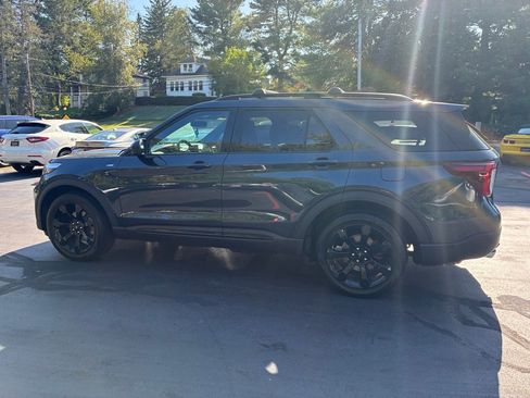 Used 2023 Ford Explorer ST-Line w/ Class IV Trailer Tow Package AWD/4WD image 11