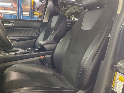 Used 2015 Ford Edge Sport w/ Equipment Group 401A AWD/4WD image 2