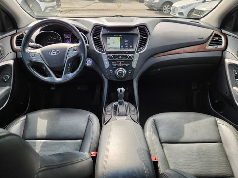 Used 2018 Hyundai Santa Fe Sport w/ Cargo Package image 7