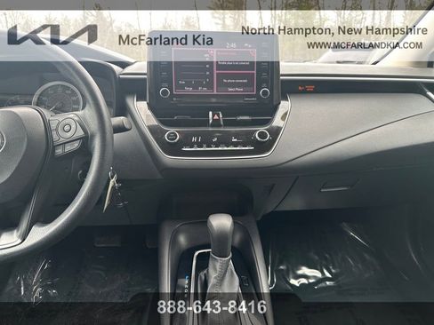 Used 2022 Toyota Corolla LE image 21