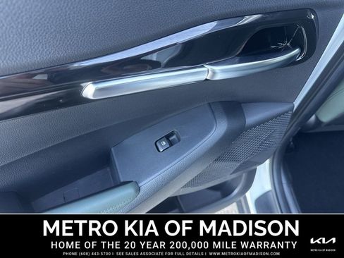 Used 2024 Kia Seltos SX w/ SX Sunroof Package image 25