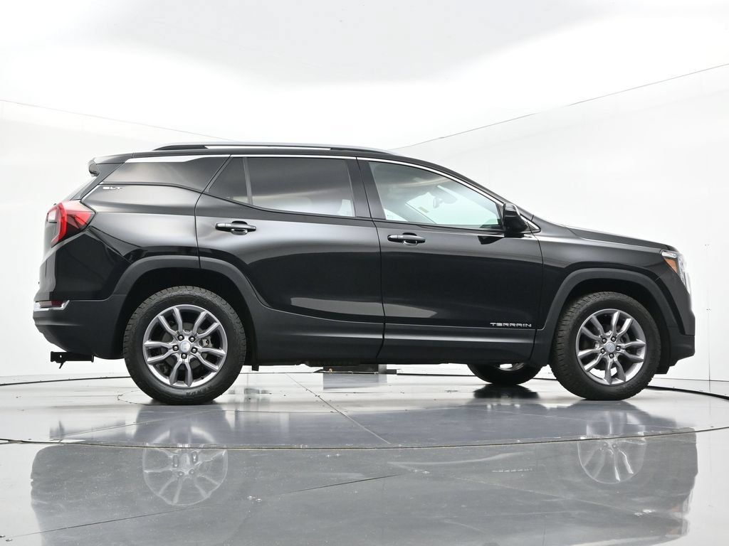Used 2023 GMC Terrain SLT AWD/4WD image 27