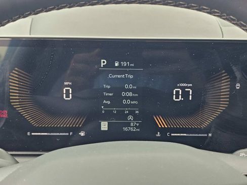 Used 2026 Kia Sorento LX FWD image 21