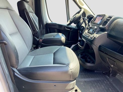 Used 2024 RAM ProMaster 2500 w/ Quick Order Package 22G SLT FWD image 24