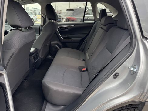 Used 2025 Toyota RAV4 LE image 13