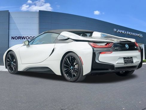 Used 2019 BMW i8 Roadster AWD/4WD image 6