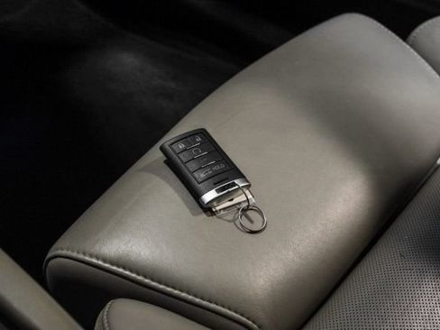 Used 2013 Cadillac XTS Premium FWD image 54