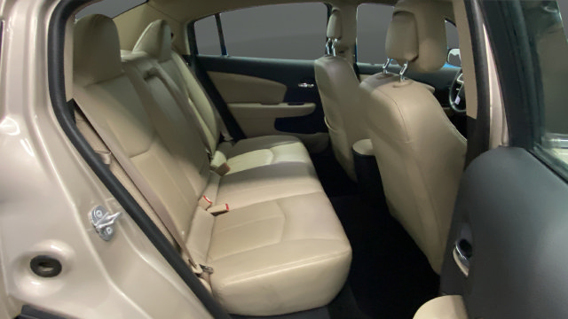 Used 2014 Chrysler 200 Limited FWD image 22