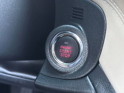 Used 2025 Subaru Outback Limited w/ Popular Package #2 image 5