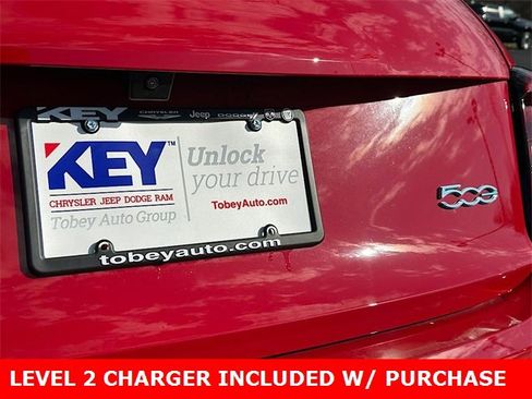 New 2024 FIAT 500 e (RED) image 11