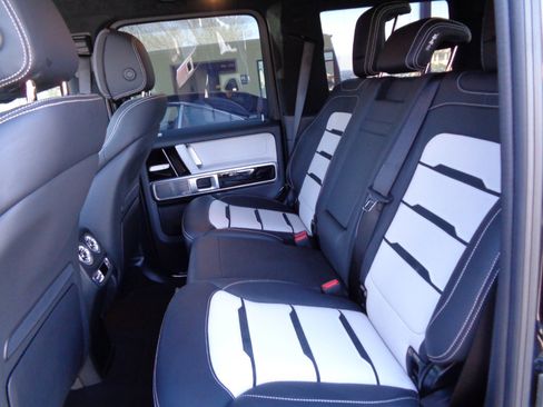 Used 2023 Mercedes-Benz G 63 AMG AMG G 63 4MATIC SUV image 17