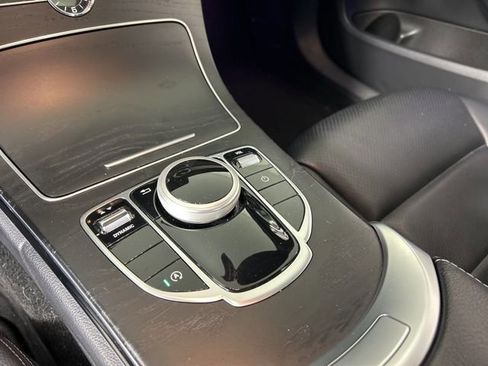Used 2019 Mercedes-Benz C 300 Sedan image 28