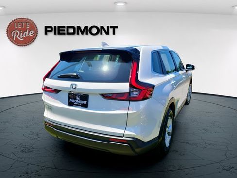 Used 2023 Honda CR-V LX image 6