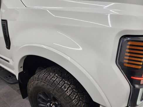 Used 2021 Ford F350 Lariat image 22