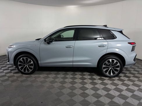 New 2026 Audi Q3 quattro 2.0T AWD/4WD image 5