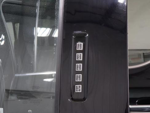 Used 2021 Ford F150 Lariat w/ Equipment Group 502A High image 45