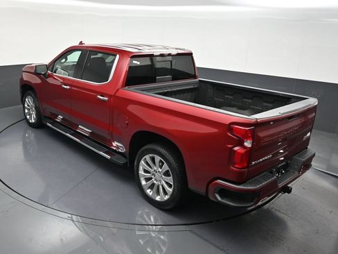 Used 2020 Chevrolet Silverado 1500 High Country w/ Technology Package AWD/4WD image 17