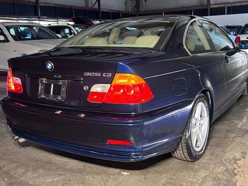 Used 2002 BMW 325Ci 325Ci Coupe 2D image 8