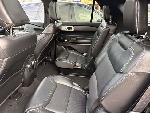 Certified 2022 Ford Explorer ST w/ Equipment Group 401A image 15