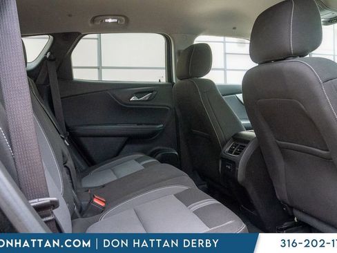 Used 2025 Chevrolet Blazer LT FWD image 22