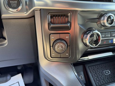 New 2025 Ford F150 Lariat w/ Equipment Group 502A High image 24