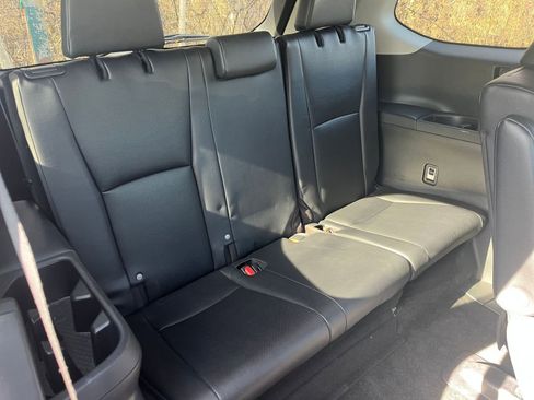 Used 2025 Toyota Grand Highlander XLE image 24