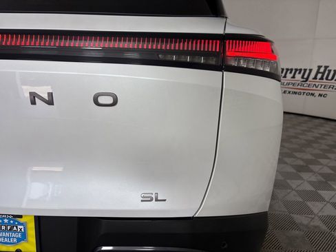 Used 2025 Nissan Murano SL AWD/4WD image 33