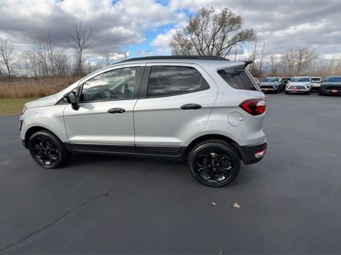 Used 2021 Ford EcoSport SES image 6