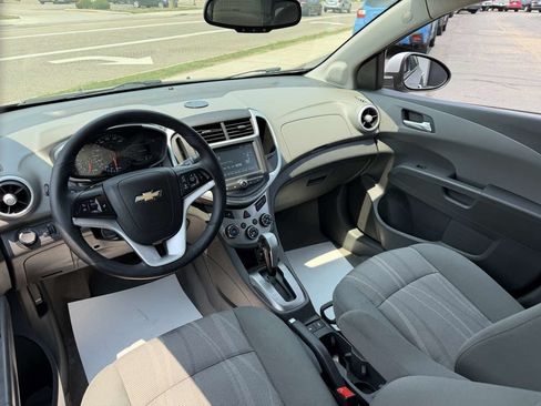 Used 2017 Chevrolet Sonic LT w/ Convenience Package FWD image 12