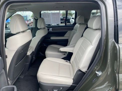 Used 2024 Hyundai Santa Fe Calligraphy image 20