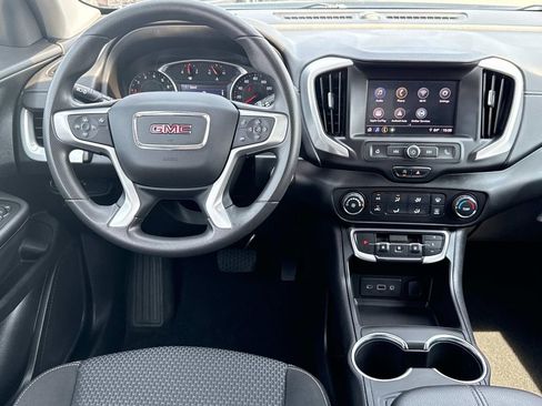 Used 2022 GMC Terrain SLE AWD/4WD image 2