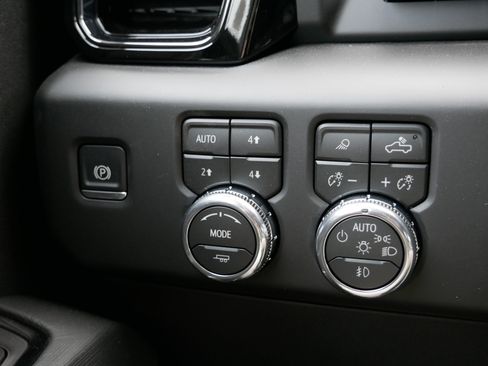 New 2026 GMC Sierra 1500 AT4X w/ LPO, Black Badging Package AWD/4WD image 22