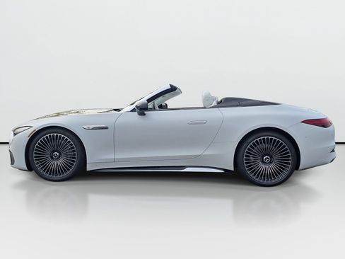 New 2026 Mercedes-Benz Maybach SL 680 image 5