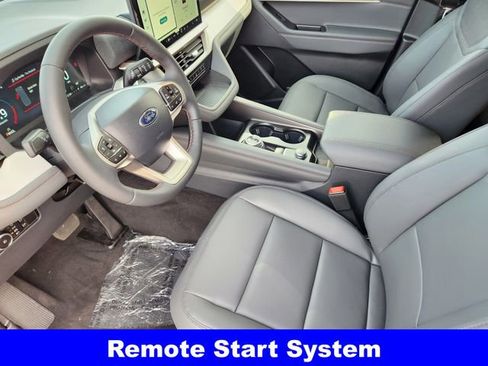 New 2026 Ford Explorer Active w/ Active Comfort Package image 13