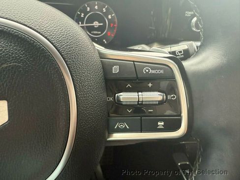 Used 2023 Kia Sorento SX Prestige image 23