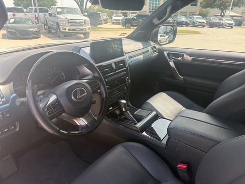 Used 2022 Lexus GX 460 Premium w/ Premium Plus Package AWD/4WD image 6