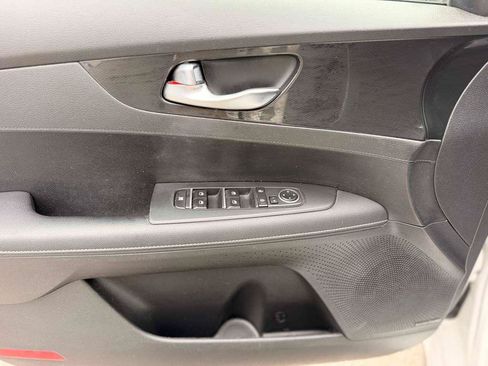 Used 2024 Kia Forte GT-Line w/ GT-Line Premium Package FWD image 24