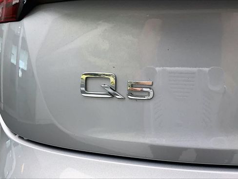 Used 2023 Audi Q5 2.0T Premium Plus w/ Premium Plus Package AWD/4WD image 33