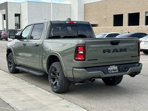 New 2026 RAM 1500 4x4 Crew Cab image 4