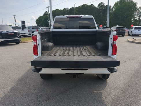 Used 2023 Chevrolet Silverado 2500 High Country AWD/4WD image 22