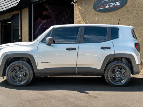 Used 2017 Jeep Renegade Sport w/ Power & Air Group AWD/4WD image 2