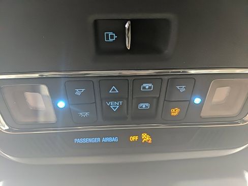 Used 2023 Ford F150 Lariat w/ Equipment Group 502A High image 33