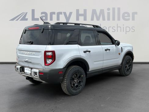 New 2026 Ford Bronco Sport Badlands w/ Sasquatch Badlands Package AWD/4WD image 5